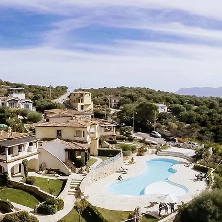 Casa N 8 Li Menduli Vakantiehuis *